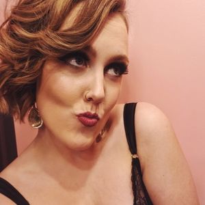 Meet your Posher, Holly